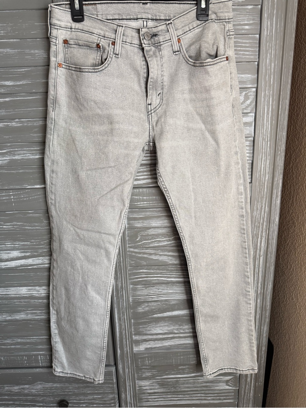 Levi’s 502 Jeans Gray Denim Taper Fit Size 31W 32L